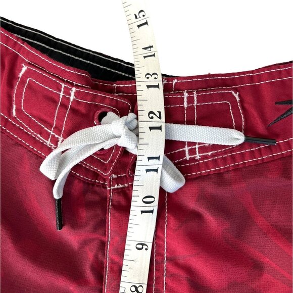 Speedo Mens Swim Trunks Size L Tropical Red Floral Mesh Lined Shorts Drawstring - Picture 14 of 15